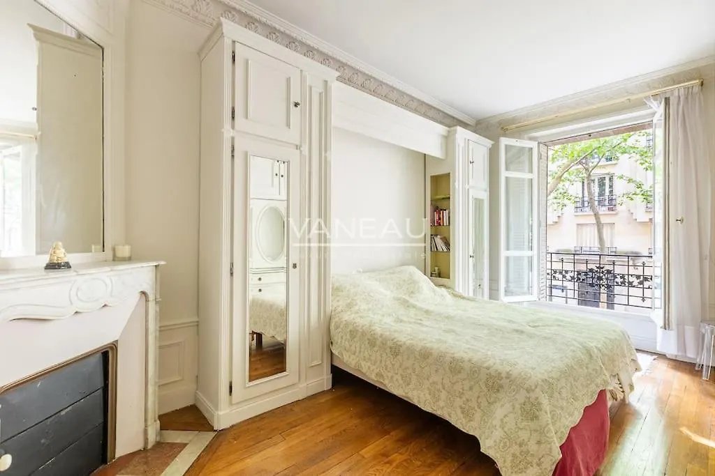 Superb Parisian Apartment