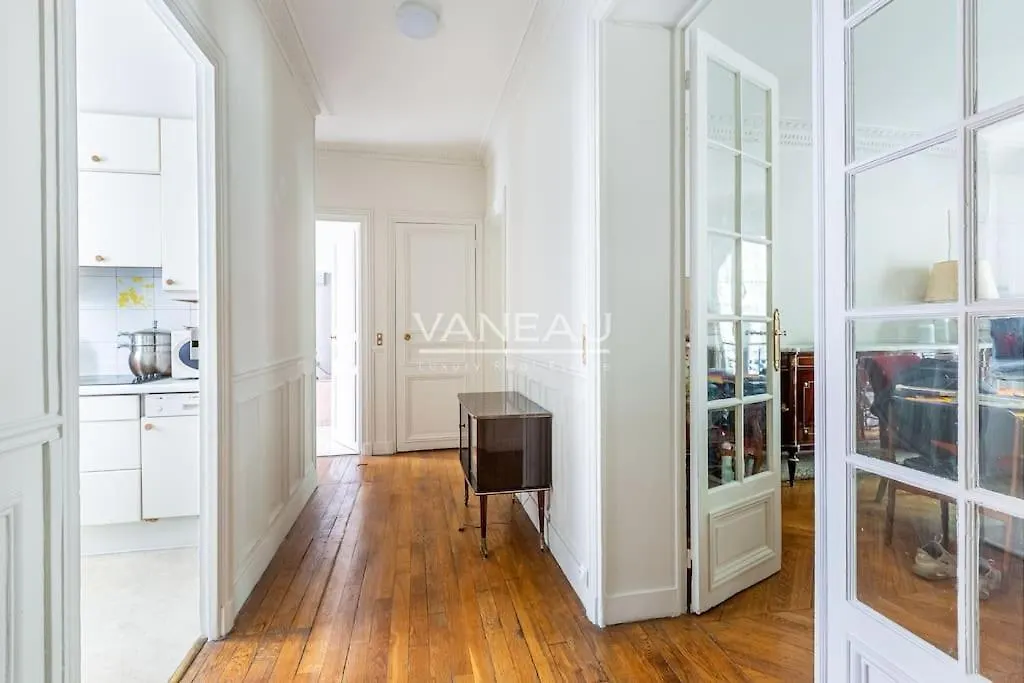 Superb Parisian Apartment Paris
