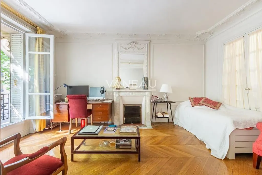Superb Parisian Apartment location